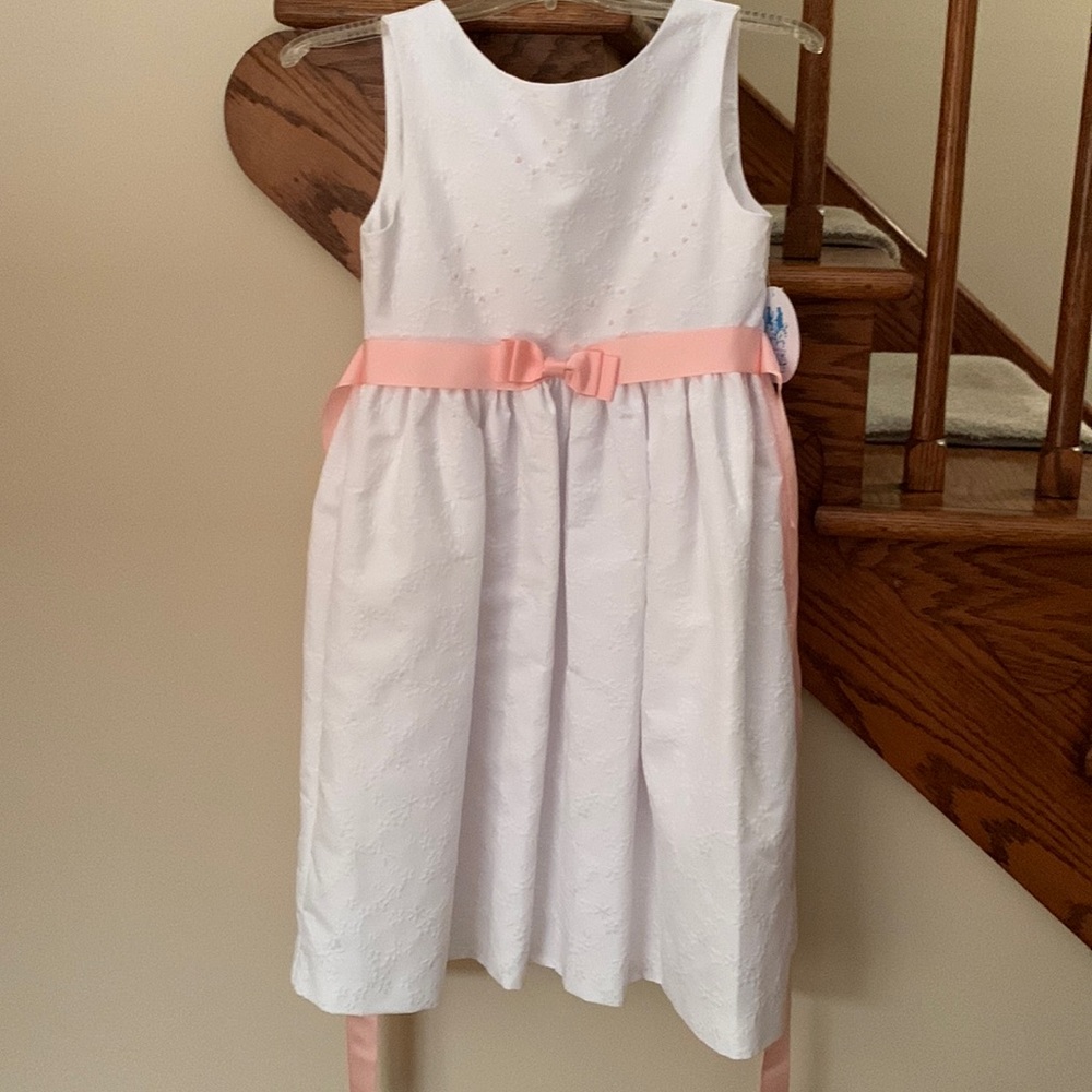 Girls dress